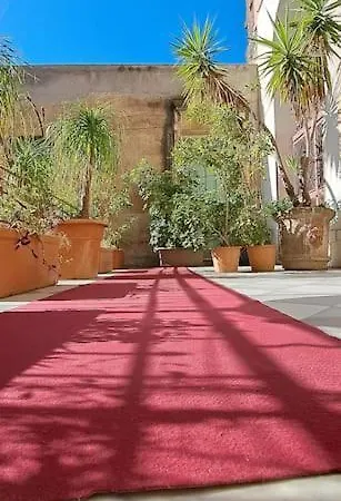 Apartment Finestre Sul Teatro - - Parking Included *