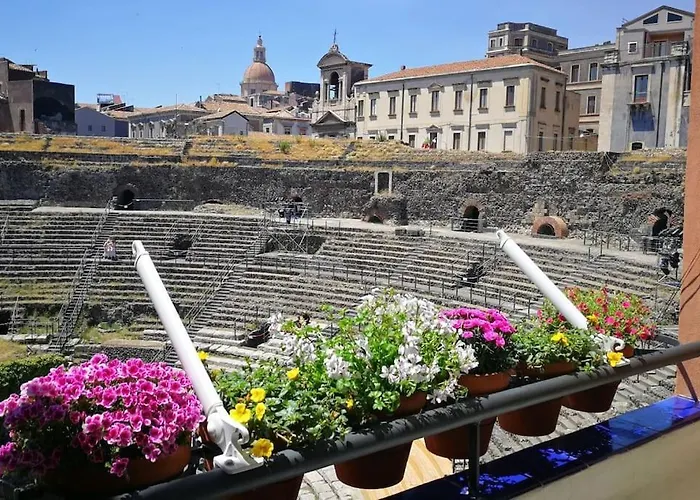 Finestre Sul Teatro - - Parking Included Διαμέρισμα *