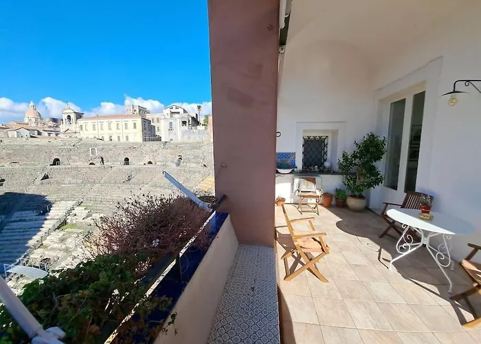Διαμέρισμα Finestre Sul Teatro - - Parking Included *