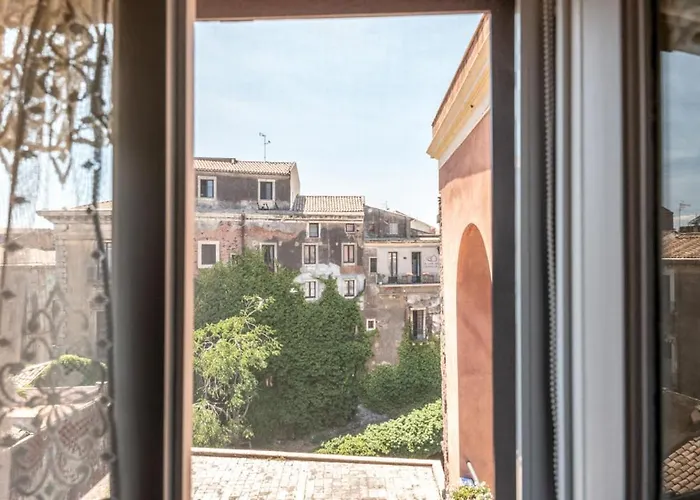 Διαμέρισμα Finestre Sul Teatro - - Parking Included Κατάνια