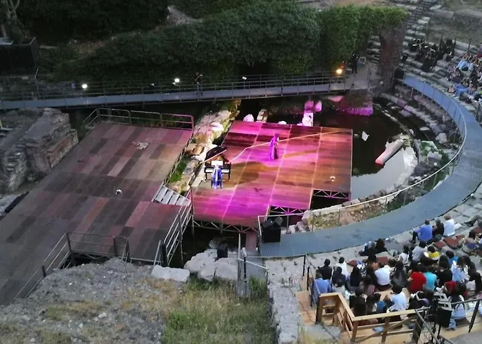 Finestre Sul Teatro - - Parking Included * Κατάνια