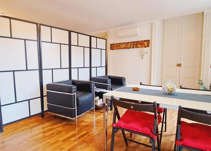 Διαμέρισμα Finestre Sul Teatro - - Parking Included *